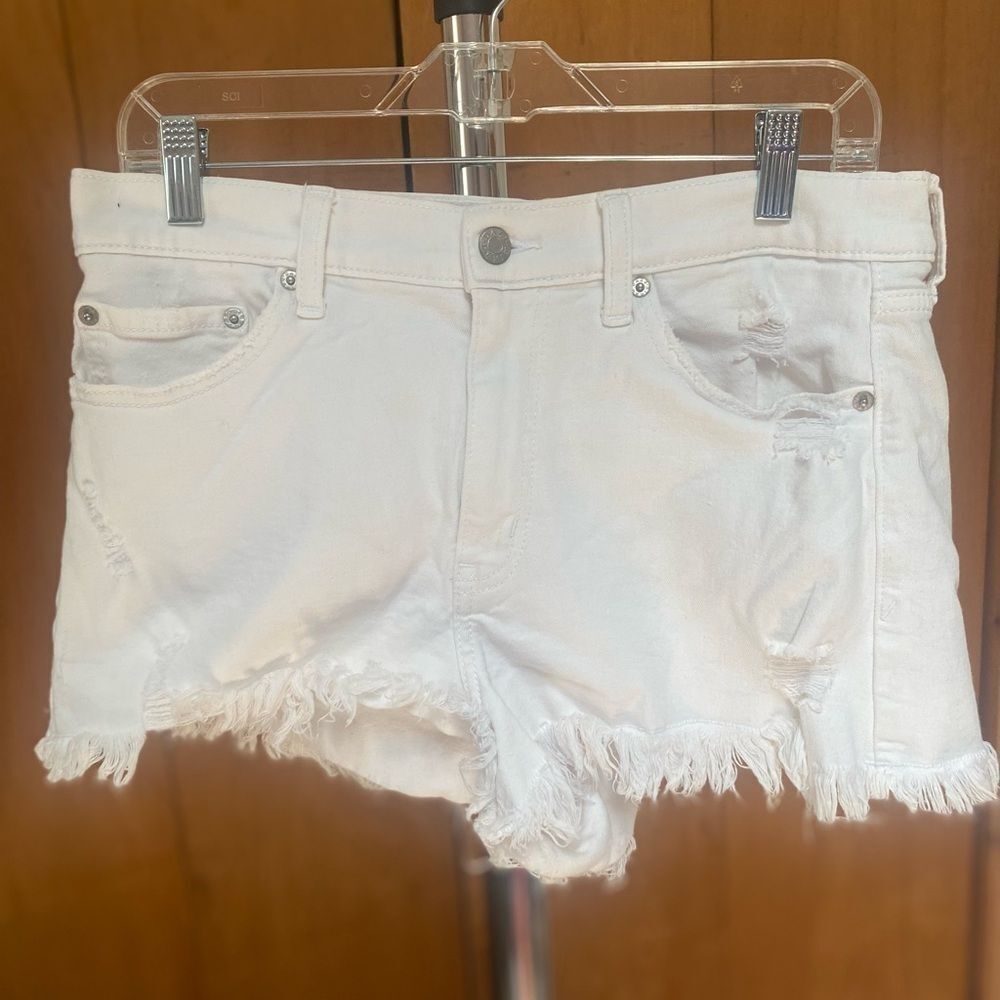 Daze Off White Distressed Frayed Denim Shorts Size 30